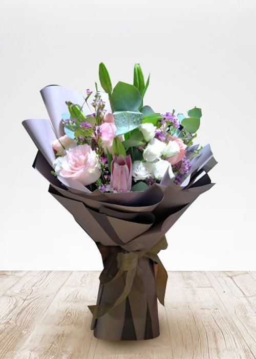 Dazzling Lily Bouquet