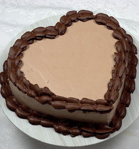 Chocolaty Heart Shaped Cream Cake- Half Kg