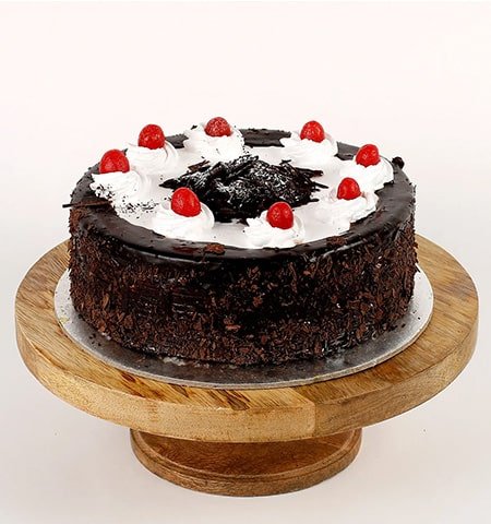Cream Drop & Cherry Black Forest Cake- Half Kg