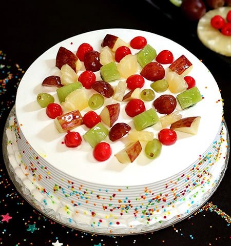 Fresh Fruit Vanilla Cake- Half Kg