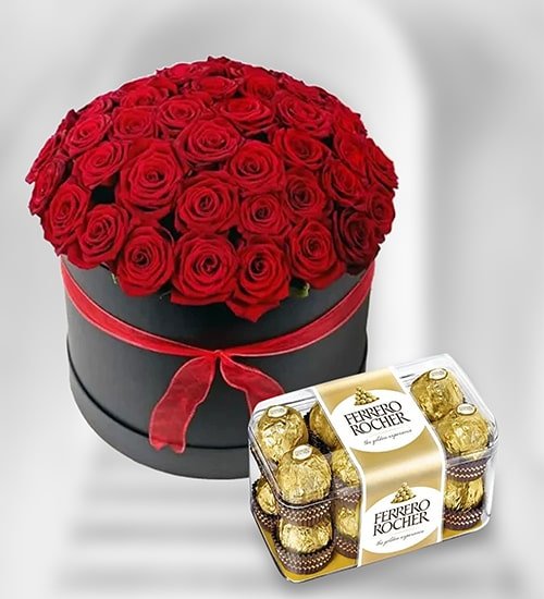 Stunning Flower Box With Ferrero Rocher – 30 Red Roses & 16 Chocolates