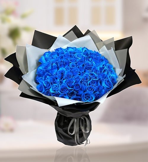Alluring Blue Roses Bouquet