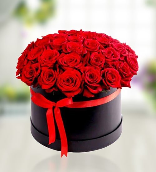 Engaging Red Roses Box Arrangement