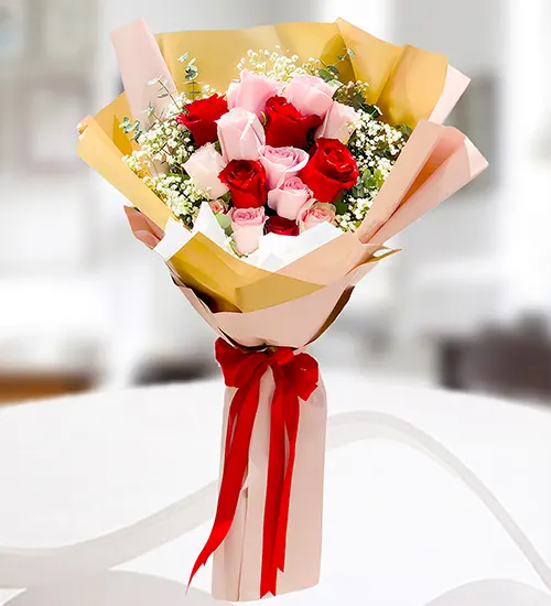 Elegant Pink & Red Rose Bouquet