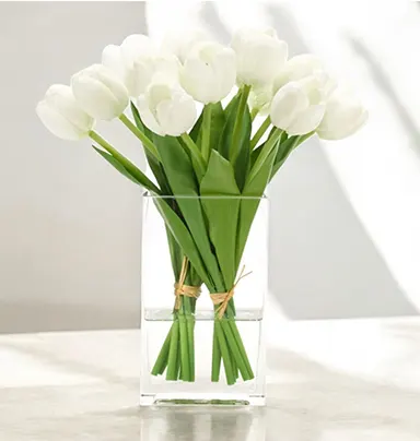 10 White Tulip With Glass Vase