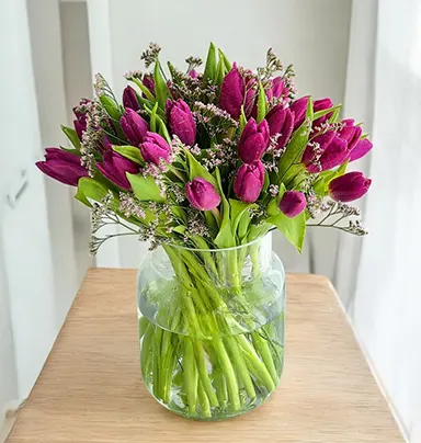 30 Purple Tulips in Vase - Elegant & Fresh Fl...