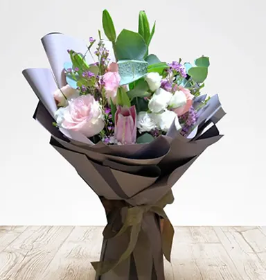 Dazzling Lily Bouquet