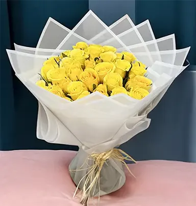 Seductive Yellow Rose Bouquet