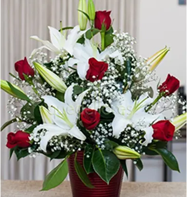 Arrangement Of 7 Red Rose 9 White Lily With G...