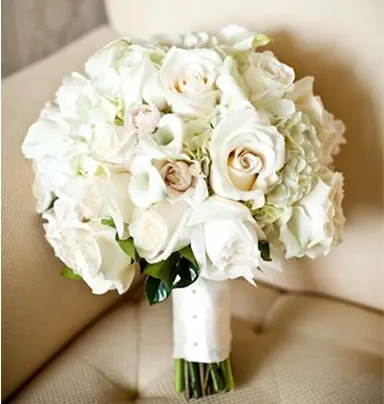 Bridal Hydrangea With Rose