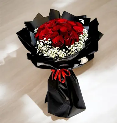 Red Roses Romantic Bunch