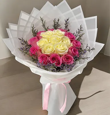 Lavishing Pink & White Roses Bouquet – 18 S...