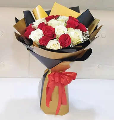 Fabulous 15 Red & White Roses Bouquet