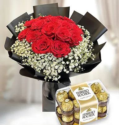 Admirable Red Roses Bouquet With Chocolate Bo...
