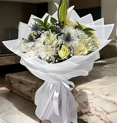 Statuesque  Mix Flower Bouquet