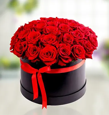 Engaging Red Roses Box Ar...