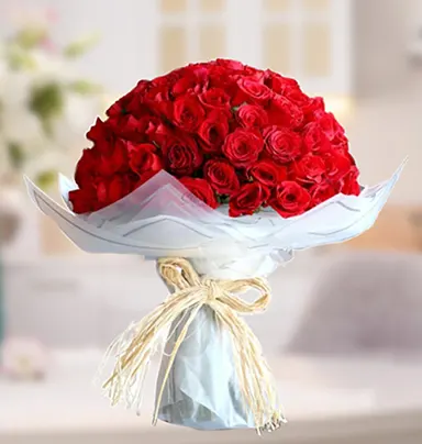 Pleasant Red Roses Bouque...