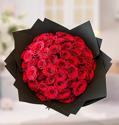 Graceful Red Roses Bouquet