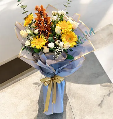 Elegant Peach Roses, Yellow Gerberas & Brown ...