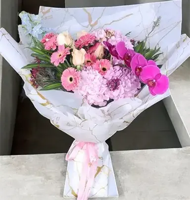 Luxury Mixed Flower Bouquet - Pink, Peach, Pu...