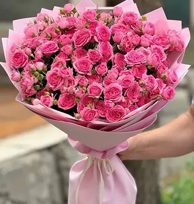 Grandeur Baby Pink Roses Bouquet ? 100 Stems