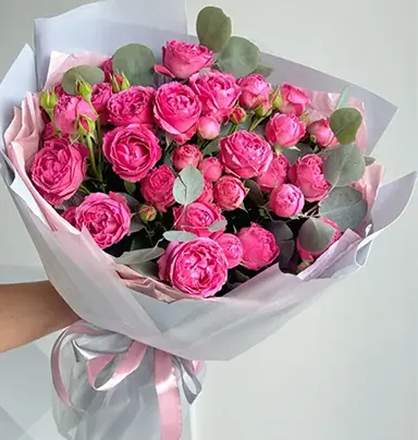 Luxury Garden Pink Rose Bouquet